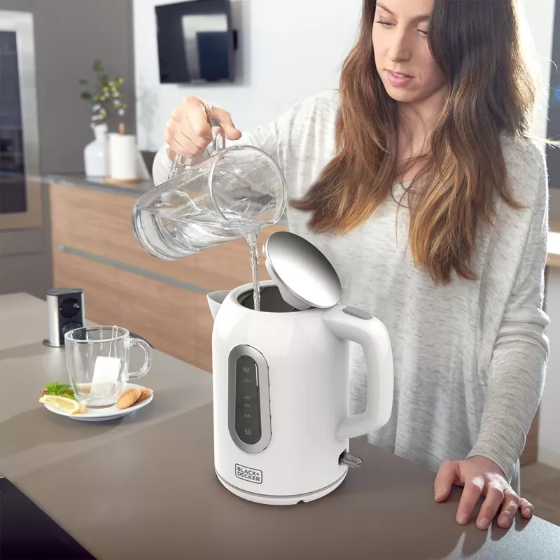 Elektrinis virdulys Black & Decker 1.7 L 2200 W Baltas
