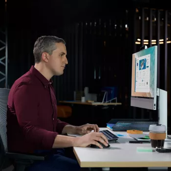 HP EliteOne 840 G9, 23,8 colių viskas viename kompiuteris, Intel Core i5-14500, 16GB RAM, 512GB SSD, Windows 11 Pro