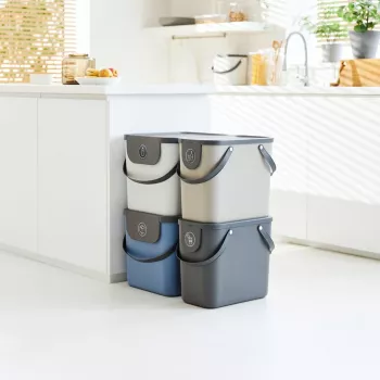 Rotho Albula 25 L stačiakampis šiukšlių/daiktų konteineris, kapučino, technopolimeras, 25 L, 400×235×340 mm