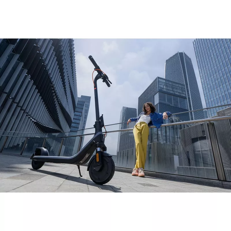 Elektrinis paspirtukas Ninebot Segway E2 Plus E II – miesto paspirtukas kasdienėms kelionėms
