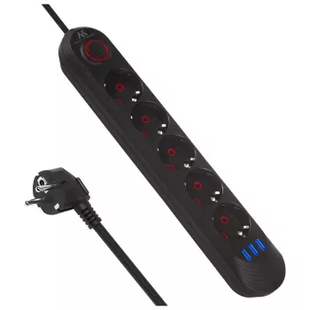 Maitinimo blokas MACLEAN MCE395 B – 5 kištukiniai lizdai, 3×USB, 110–240V AC, 2.1A USB, 2500W, 1,5 m laidas, juodas