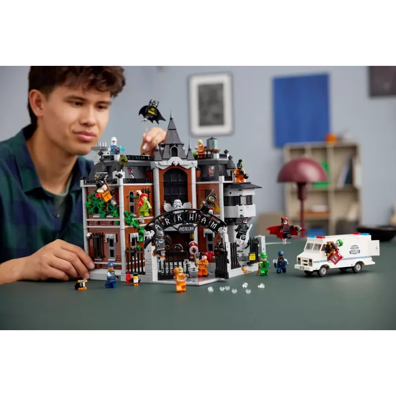 LEGO Batman 76300 Arkham Asylum statybinis rinkinys
