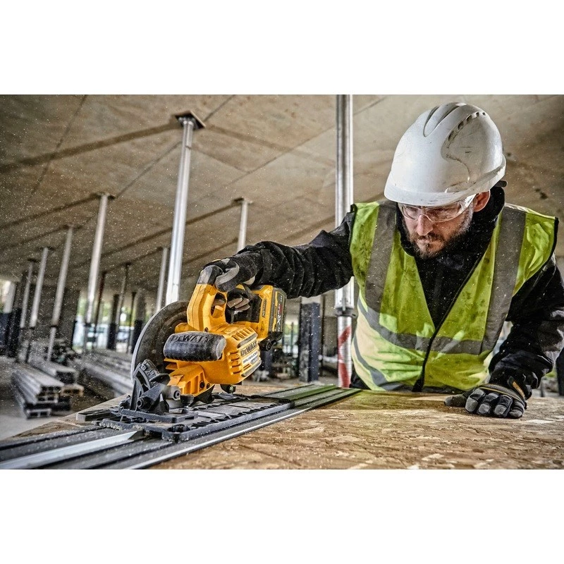 DeWALT DCS579NT-XJ nešiojamasis diskinis pjūklas 19 cm Juoda, Pilka, Geltona 5800 aps./min.