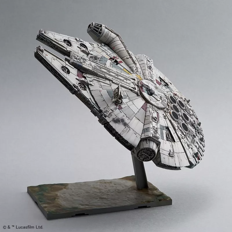 REVELL Millennium Falcon modelio rinkinys 1:144 mastelis – plastikinis surinkimo erdvėlaivis