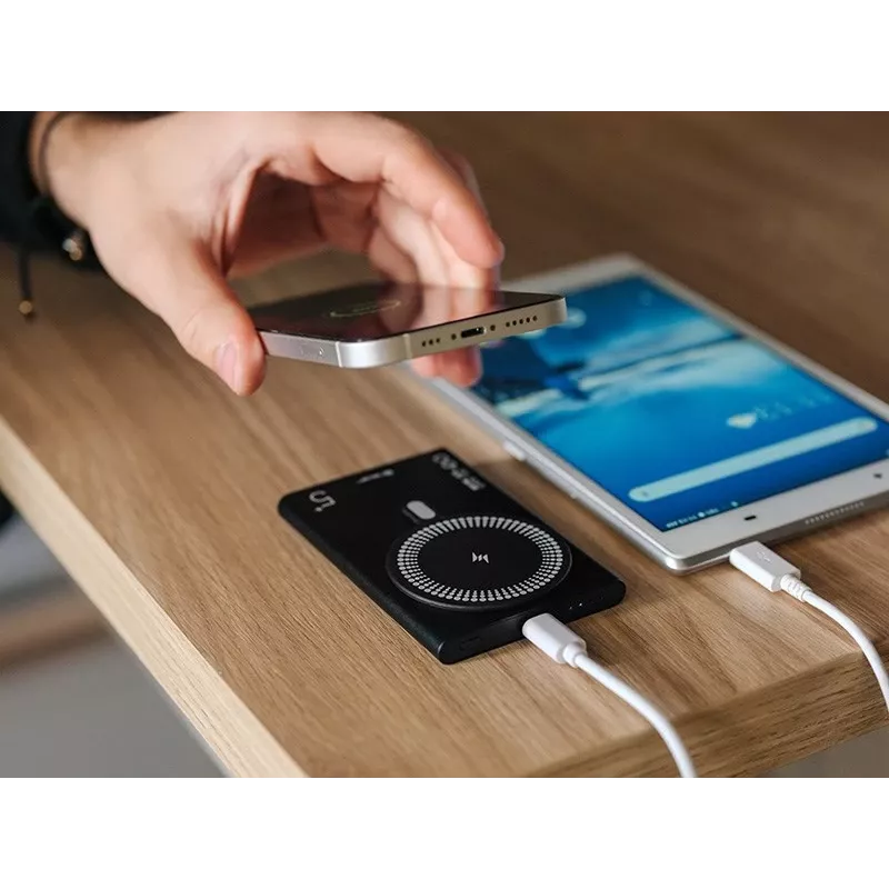 Nešiojamas įkroviklis TRACER AirMag2 5000 mAh, MagSafe suderinamas, USB-C PD 20 W, belaidis įkrovimas, 115 g, 1 prievadas