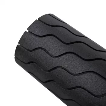 Therabody vibracinis masažinis volelis Theragun Roller Universal Black – 5 greičiai, vibruojantis, 1,5 kg, 12 V, 180 min baterija