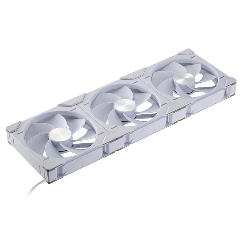 Phanteks D30-140 140 mm baltas PWM korpuso ventiliatorius 3 vnt. komplektas — 140×30 mm, 250–1800 RPM, FDB