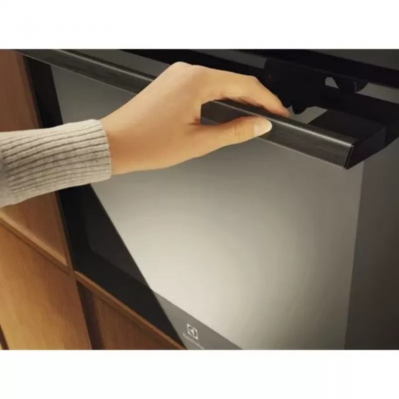 Įmontuojama elektrinė orkaitė Electrolux LOE8H39Z — 72 l, pirolizė, konvekcija, grilis, TFT ekranas, A+