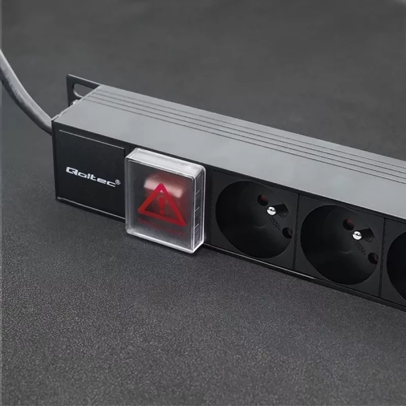 Maitinimo juosta RACK 16A PDU, 16xFRENCH, vertikali