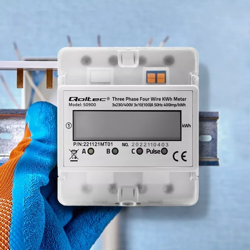 Trifazis elektroninis elektros energijos skaitiklis QOLTEC 50900 400V LCD 4P