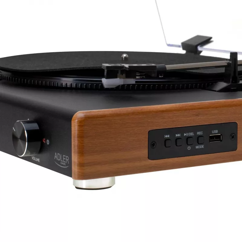 Patefono grotuvas su diržine pavara Adler AD 1915 USB – keraminė plokštelė, 45 RPM, nuolatinės srovės variklis, Bluetooth 5.4, USB išvestis, 2×10 W garsiakalbiai