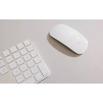 Twelve South DeskPad – veganiškas odinis stalo kilimėlis