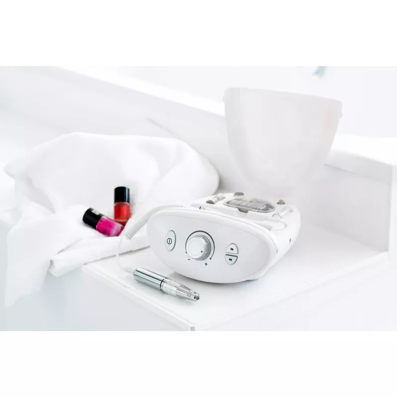 Manikiūro ir pedikiūro rinkinys Beurer MP 100 Nail Care, baltas