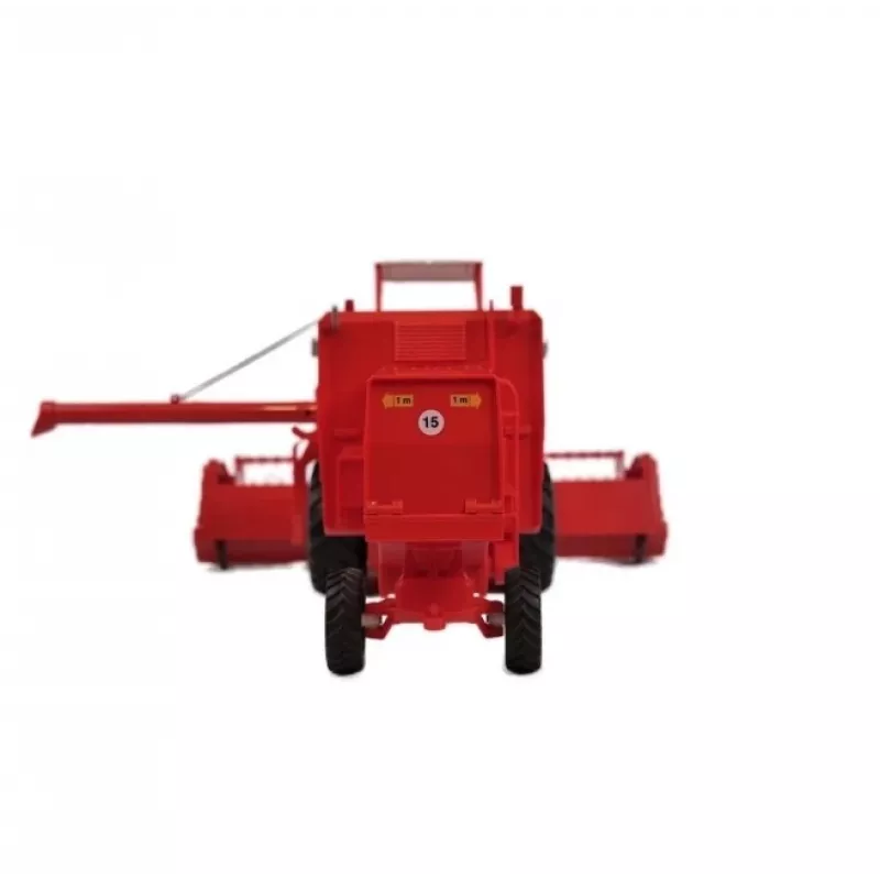 Radijo bangomis valdomas kombainas ATA DO-E699 1:16 mastelio modelis, Bison R/C