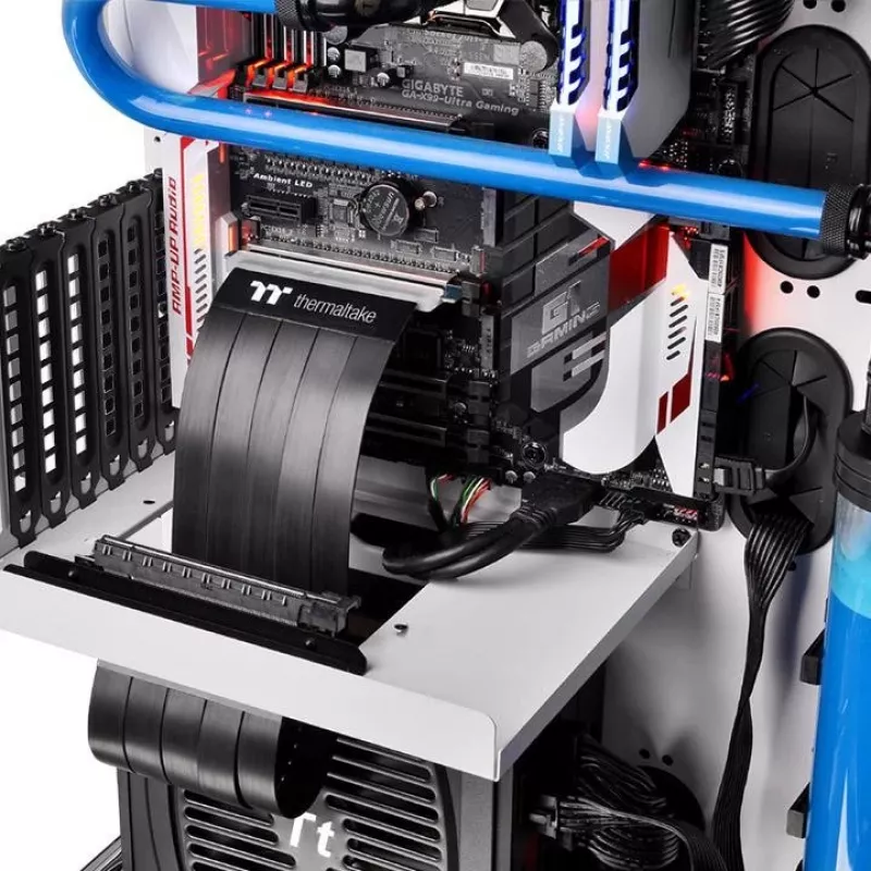 Thermaltake AC-045-CN1OTN-C1 vidinė PCIe sąsajos plokštė / adapteris