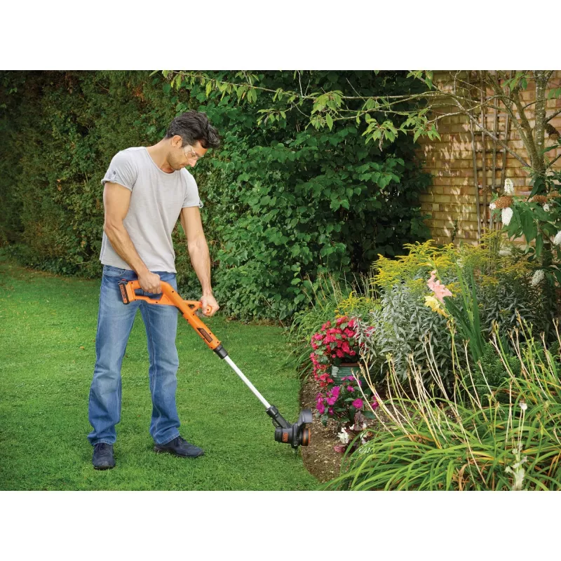 Belaidis žoliapjovės trimmeris Black & Decker ST1823