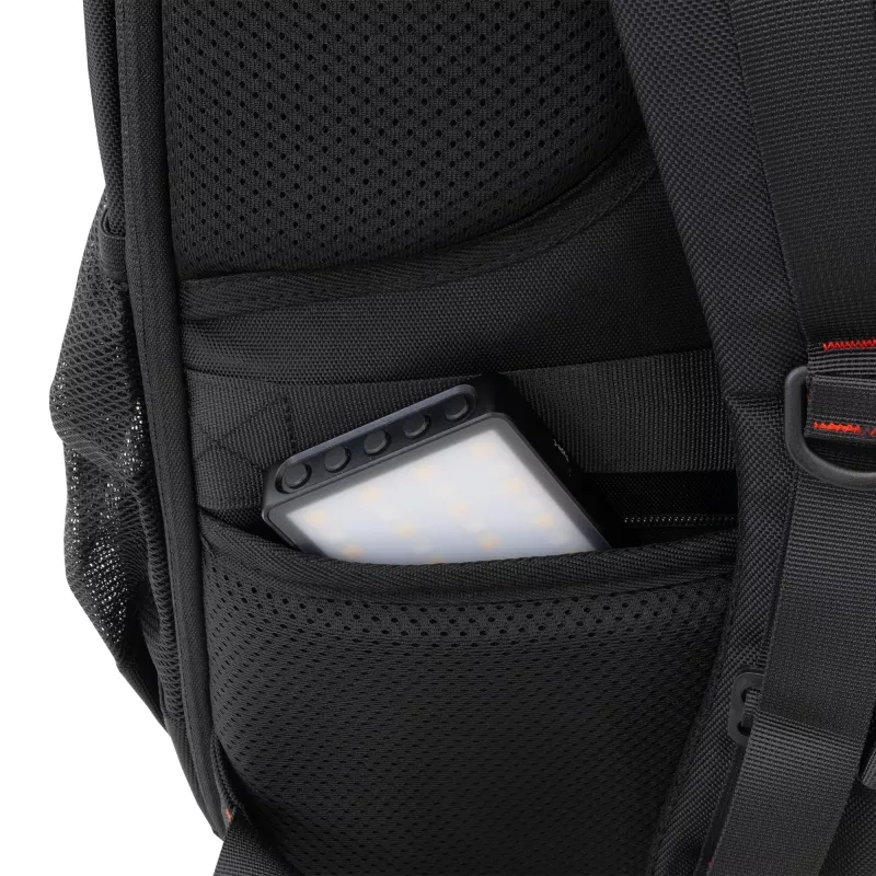 Kuprinė White Shark VOYAGER GBP-012 – juoda, patvari, atspari vandeniui