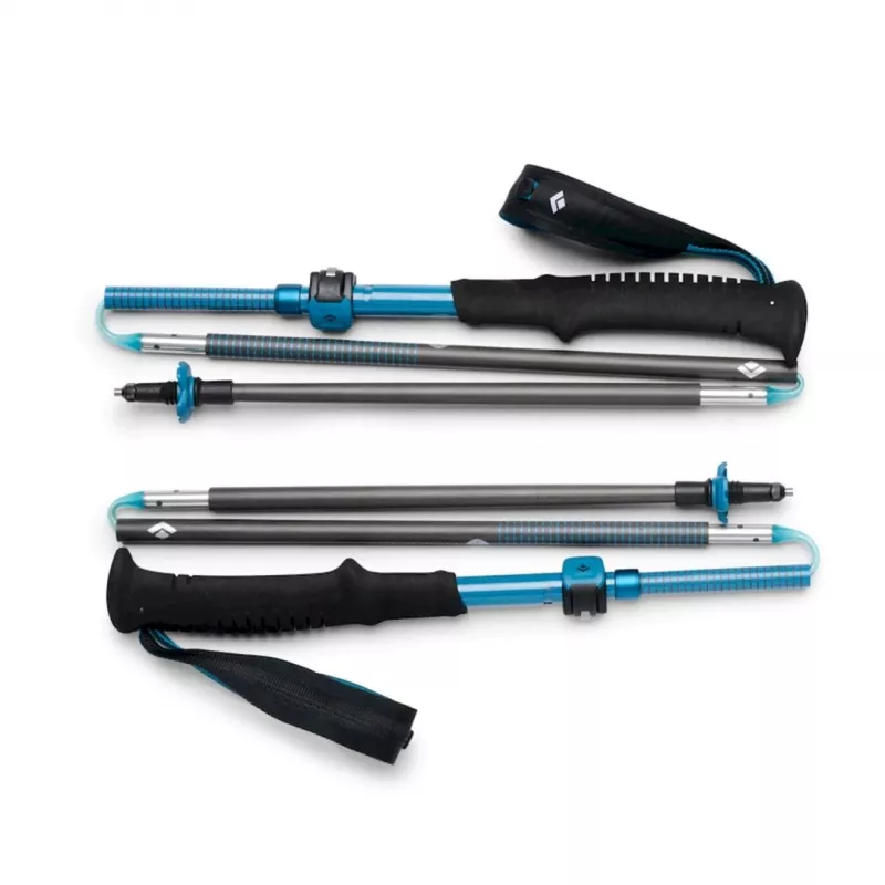 Žygio lazdos Black Diamond Distance Carbon FLZ – sulankstomos anglies pluošto, reguliuojamos 125–140 cm, 3 segmentai, 364 g, 40 cm sulankstytos