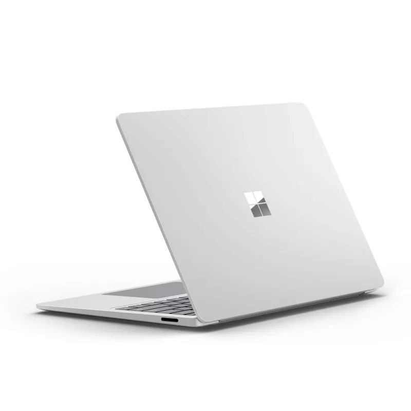 Microsoft Surface Laptop Copilot+ PC – 7 karta – Snapdragon X Plus X1P-64-100 – Win 11 Pro – Qualcomm Adreno – 16 GB RAM – 256 GB SSD – 35,1 cm (13,8) lietimui jautrus ekranas 2304 x 1536 @ 120 Hz – Wi-Fi 7, Bluetooth – Platininis