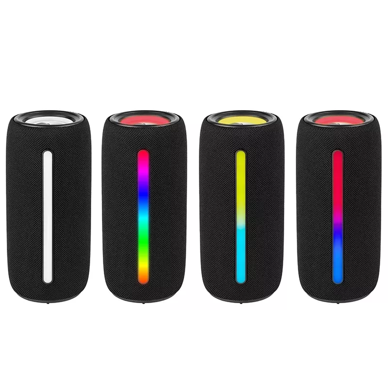 Nešiojamas stereofoninis garsiakalbis TRACER Stripe Black - 10 W RMS, Bluetooth / Laidinis, USB-A ir USB-C, MicroSD, įmontuota baterija (iki 5 h)