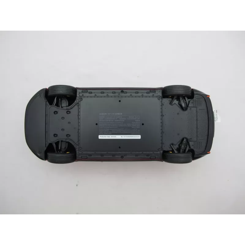 Xiaomi SU7 1:18 liejimo modelis, surinktas, W278×D108×H81,5 mm