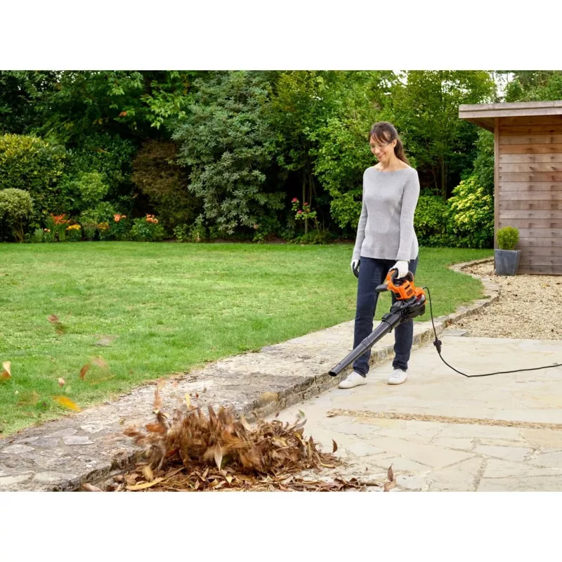 Black & Decker BEBLV300-QS lapų pūstuvas