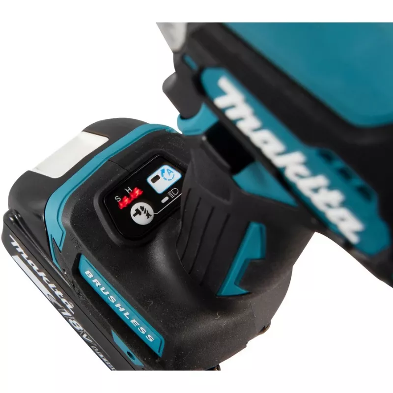 Makita DTD157Z akumuliatorinis veržliaraktis 1/4 colio, 3000 aps./min., 140 N·m, juodas/žalias, 18 V