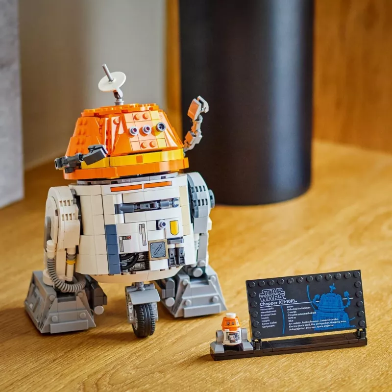 Konstruktorius LEGO Star Wars Chopper C1-10P Astromech Droid modelis 75416, 1039 dalių, amžius 10+, aukštis 220 mm