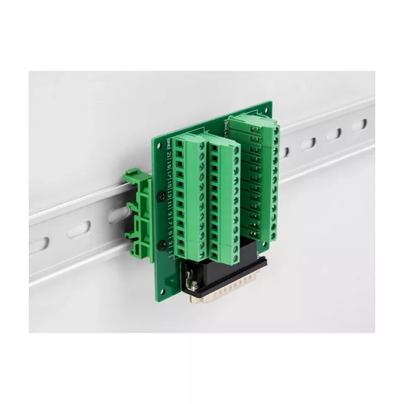 DeLOCK D-Sub HD 44 kontaktų moteriškas adapteris į gnybtų bloką DIN bėgiui 84mm x 86mm x 30mm
