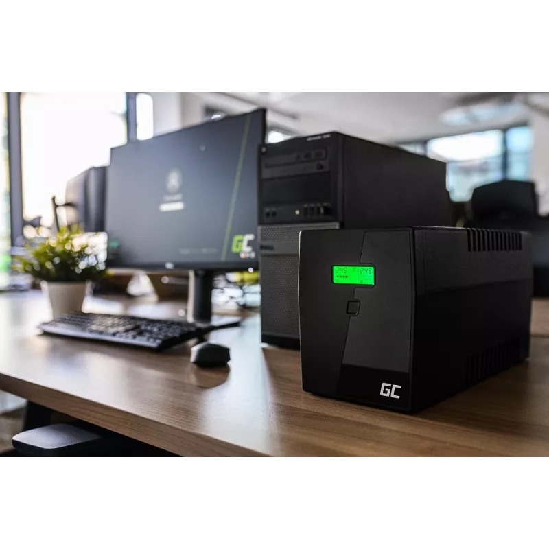 Nepertraukiamo maitinimo šaltinis Green Cell UPS09 – linijinis-interaktyvus 3 kVA / 1400 W, 230 V, LCD, bokštas, 5x F tipo lizdai