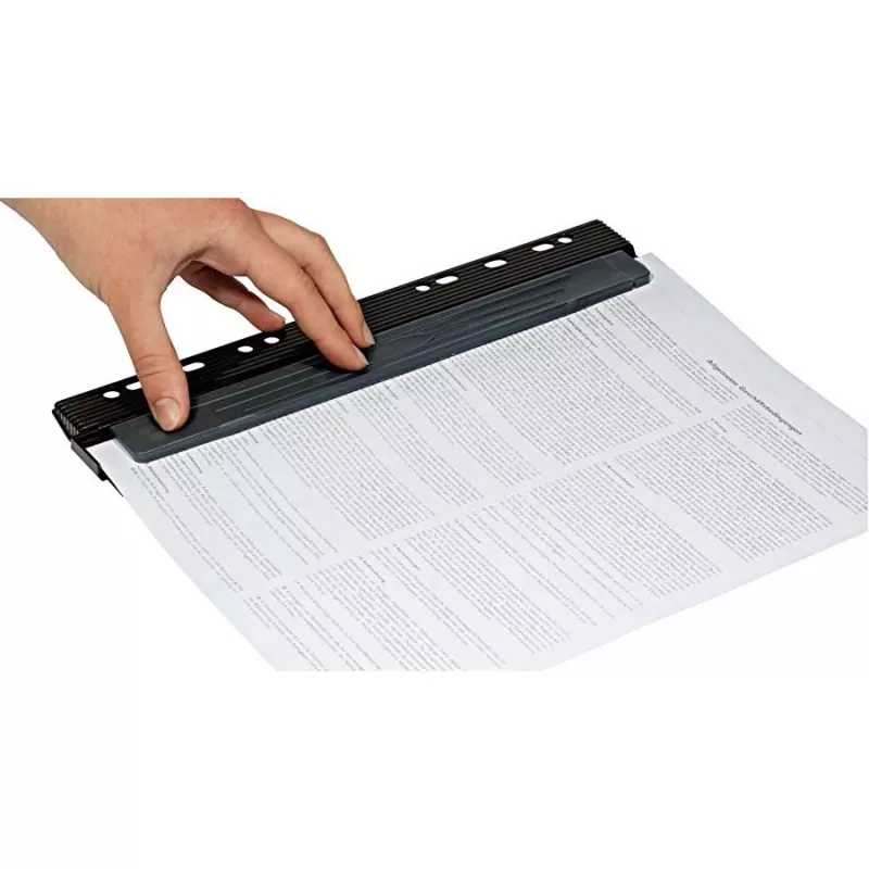 Smeigtukas WEDO 67 9401 – 4-ių skylių metalinis perforatorius, juodas, perforavimo talpa 3 mm, 66 mm plotis