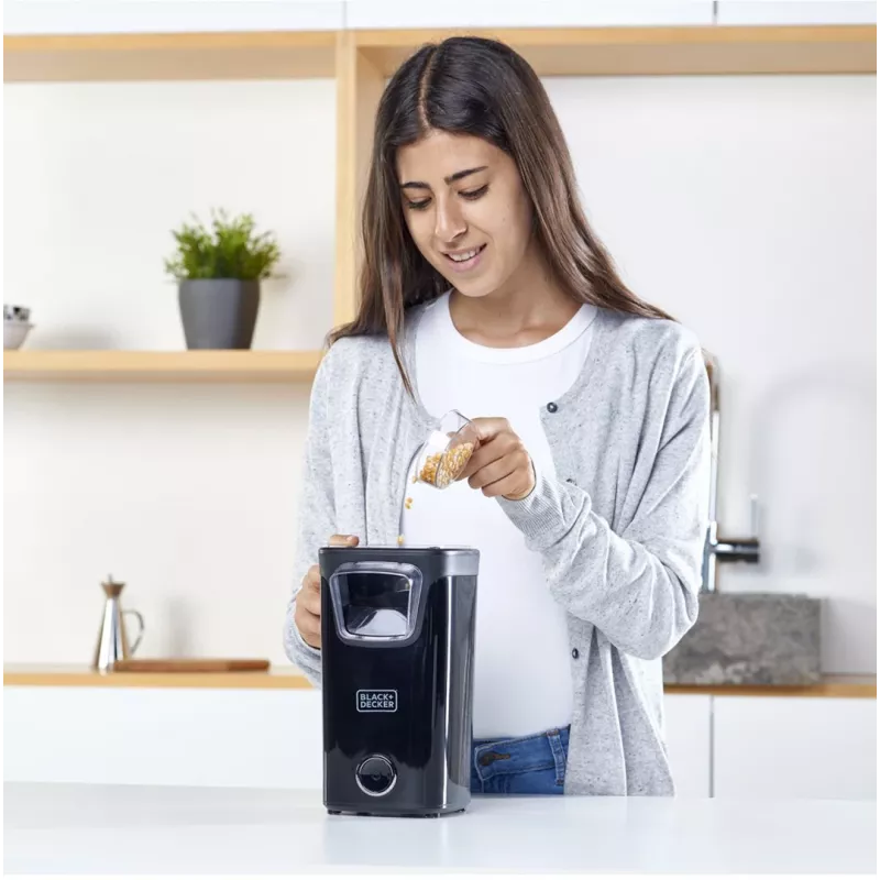 Kukurūzų spragintuvas Black & Decker ES9680100B