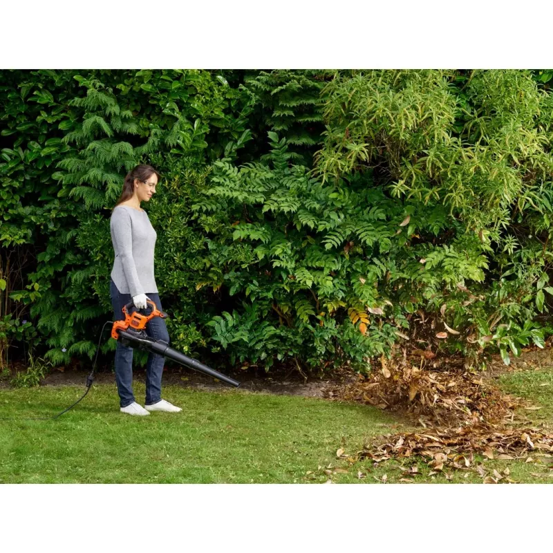 Black & Decker BEBLV300-QS lapų pūstuvas