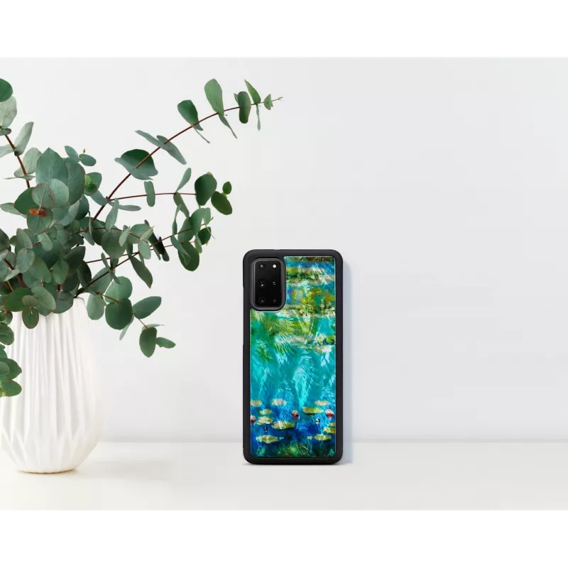 Dėklas iKins Samsung Galaxy S20+ – juodas su vandens lelijų raštu