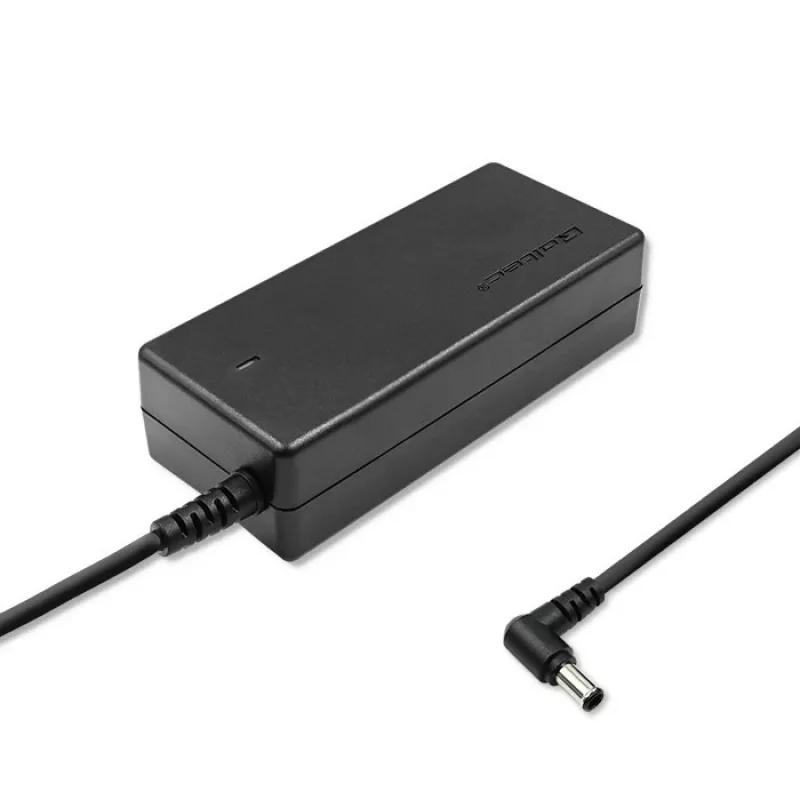 Qoltec Toshiba 65W 3.42A 19V 5.5x2.5 50073 nešiojamojo kompiuterio maitinimo adapteris