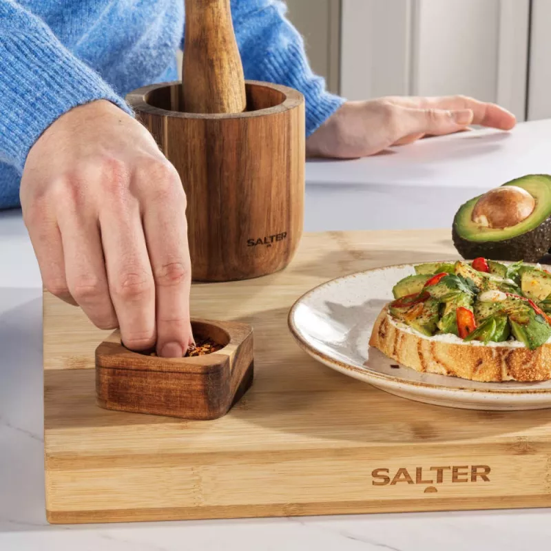 Salter Toronto BW127821EU7 druskos ir pipirų dubenėliai iš akacijos medienos su padėklu