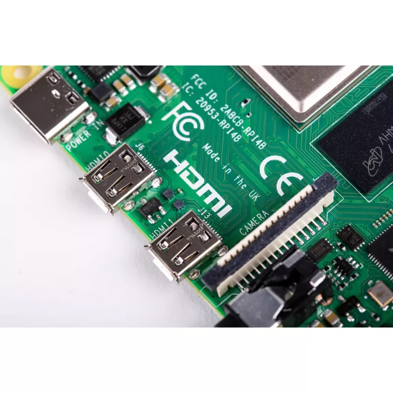 Raspberry Pi 4 Model B – vienos plokštės kompiuteris – Broadcom BCM2711 / 1,5 GHz – RAM 2 GB – 802.11a/b/g/n/ac, Bluetooth 5.0 (Raspberry-PI-4-2GB)