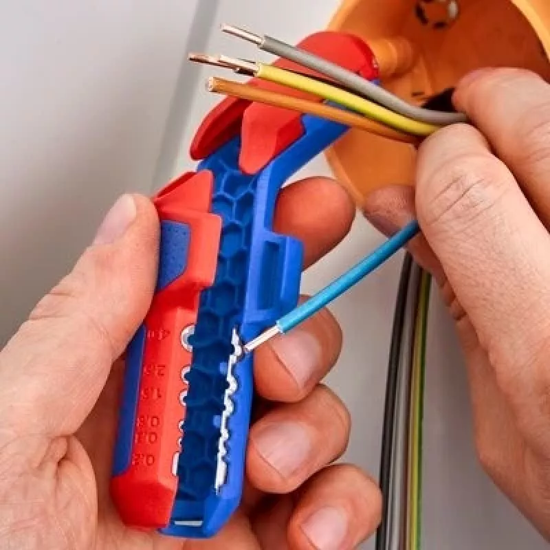 Nuėmimo įrankis Knipex ErgoStrip PV 16 95 03, skirtas PV kabeliams, su reguliuojamu atraminiu stabdžiu, ergonomiška rankena