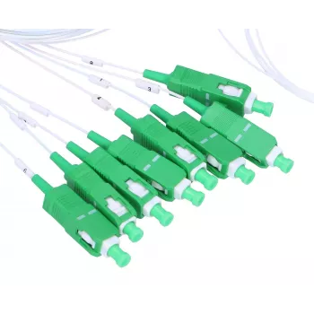 Extralink PLC skaidytuvas 1:8 SC/APC 0,9 mm 1,5 m žalias/baltas