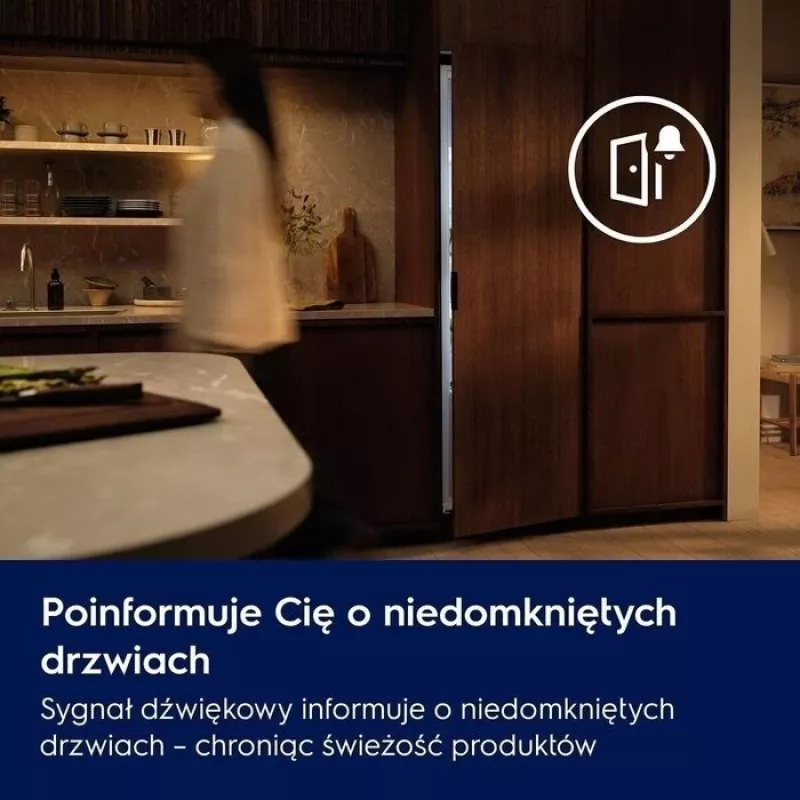 Įmontuojamas šaldytuvas-šaldiklis Electrolux ENS3SE18S — nerūdijantis plienas, viršuje šaldiklis, reversinės durys, Energijos klasė E