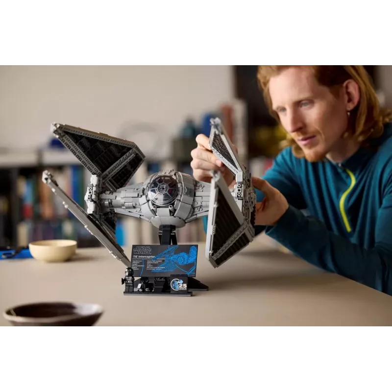 LEGO Star Wars Tie Interceptor modelis 75382 — išsamus žvaigždžių naikintuvo konstravimas, 1931 detalė, 18+