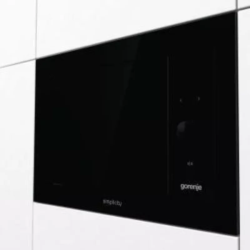 Gorenje BM235G1SYB juoda kombinuota mikrobangų krosnelė įmontuojama 23 L 900 W