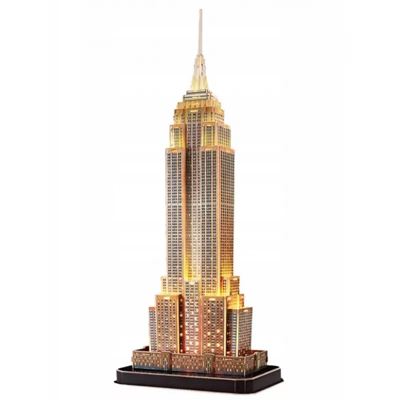 Empire State Building – šviečiantis 3D dėlionė iš 37 dalių