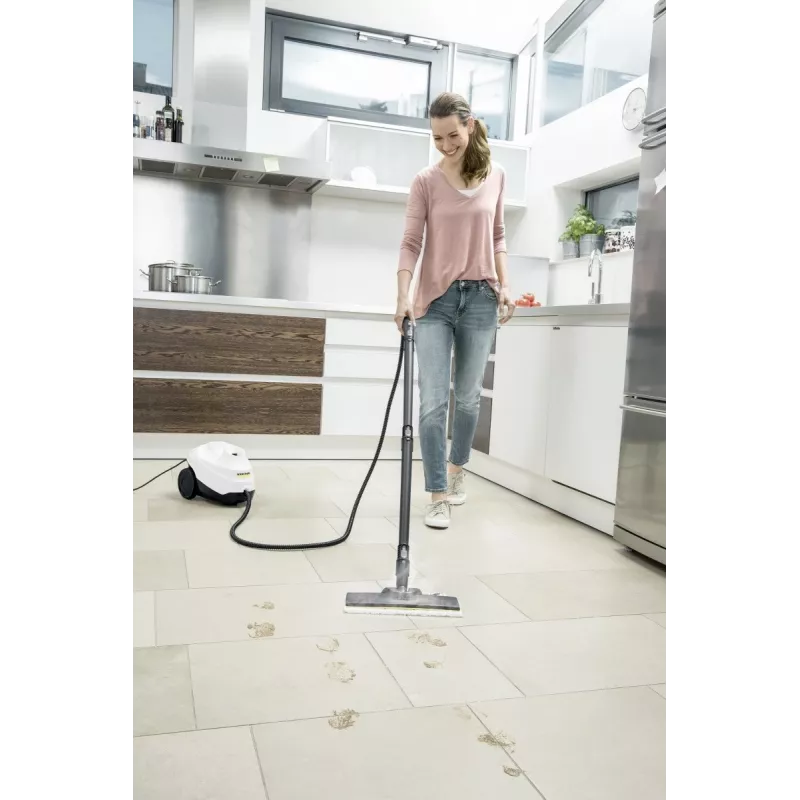 Cilindrinis garų valytuvas Kärcher SC 3 EasyFix — 1900 W, 1 l bakas, 3.5 bar, 2.2 m žarna