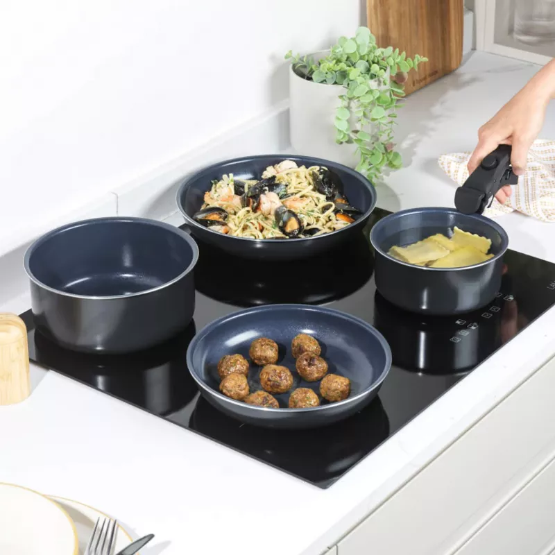 Keptuvių rinkinys Russell Hobbs RH03319EU7, 5 dalių, su keramine nelimpančia danga, tinka indikacijai