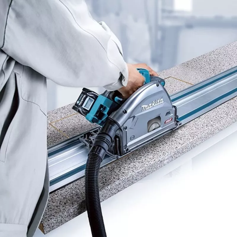 Makita SP001GZ03 40V XGT belaidis nardomasis pjūklas, 165 mm