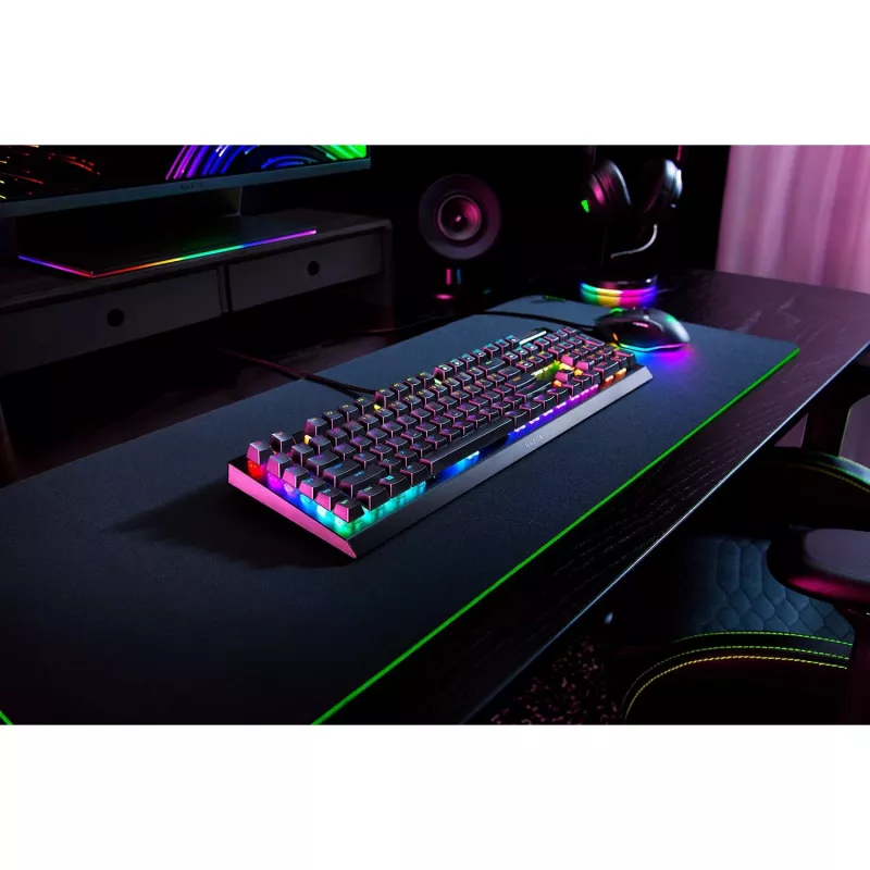 Razer BlackWidow V4 X žaidimų klaviatūra USB QWERTZ vokiška juoda