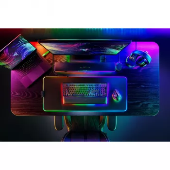 Razer BlackWidow V4 Pro žaidimų klaviatūra USB QWERTZ vokiška juoda