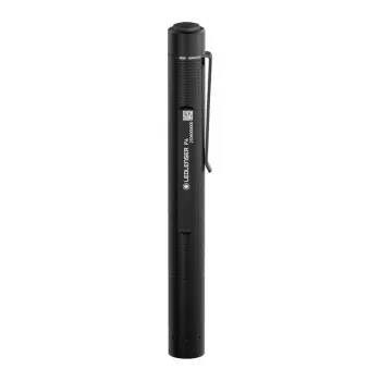 Žibintuvėlis rašiklinis Ledlenser P4 juodas – kompaktiškas LED prožektorius, 180 lm, 90 m spindulys, AAA x2, IP54