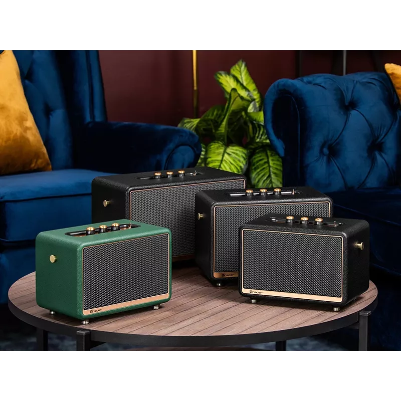 Nešiojamas stereo garsiakalbis TRACER M45 juodas – Bluetooth 5.0, 45 W RMS, FM radijas, įmontuotas mikrofonas, maitinamas baterija